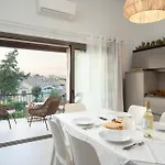 Casa Fil A Cozy Near To The Center, Private Parking דירה פורטו רוטונדו