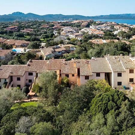 Apartment Casa Fil A Cozy Near To The Center, Private Parking Porto Rotondo